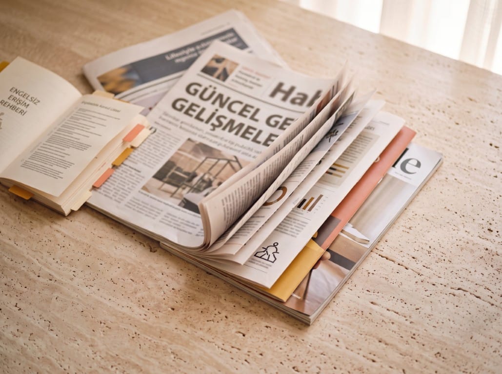 Basında biz temsil eden gazete, dergi ve kitap görselleri